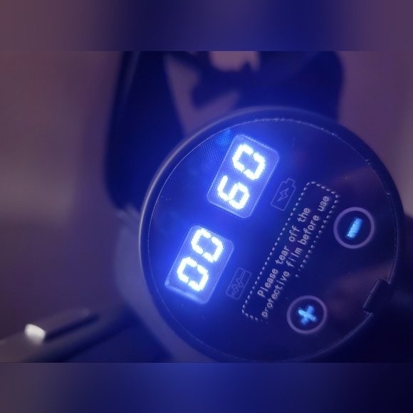 Massage Gun - Picture 2 of 9